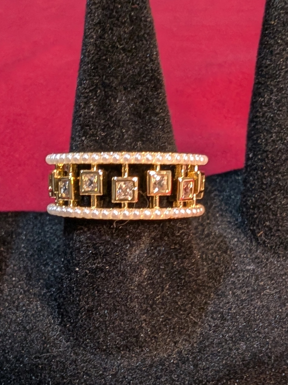Gold Square-Cut Crystal Statement Ring With Pearls